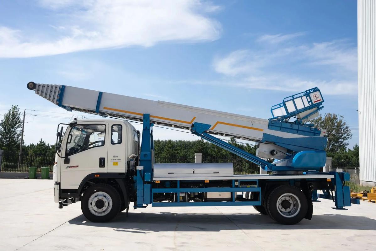 通什镇云梯上料车租赁费用