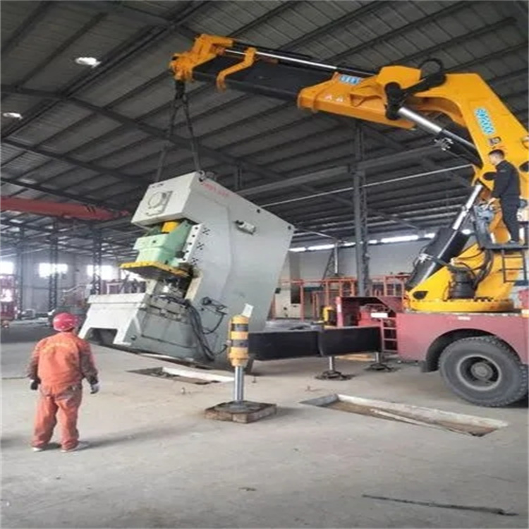 通什镇80吨折臂吊车出租附近电话